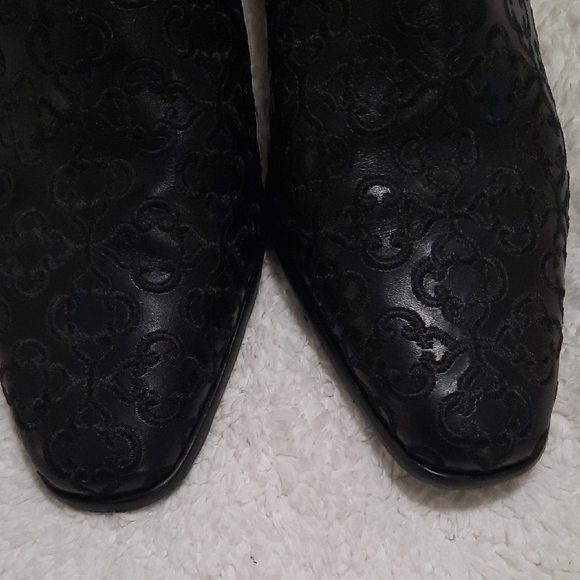 Brighton Black Embroidered Shoes - Picture 5 of 8